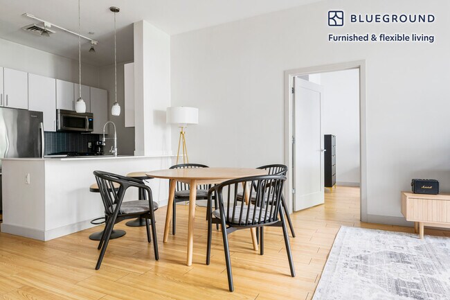 Foto del edificio - 320 D St