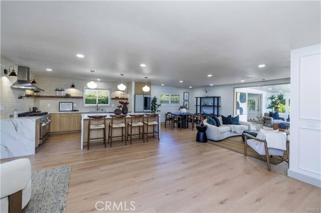 Building Photo - 9792 La Arena Cir