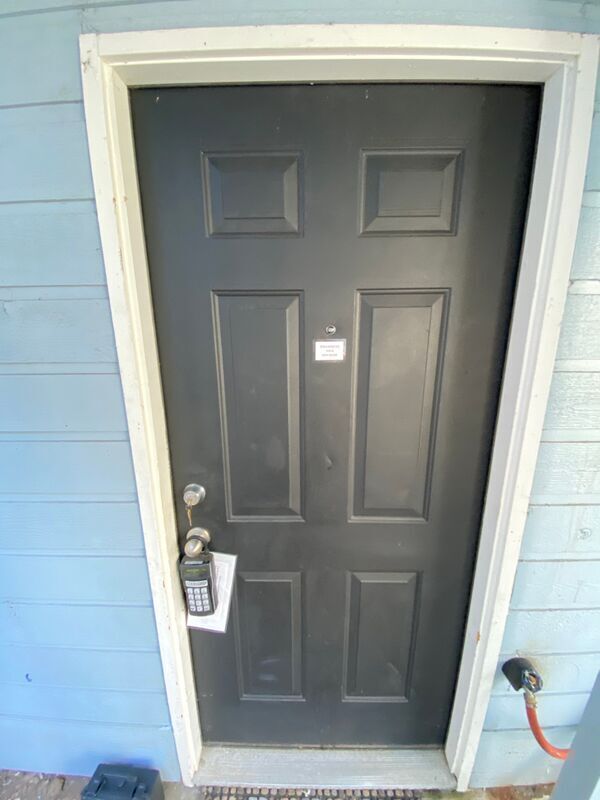 Foto del edificio - 423 Senate St NW