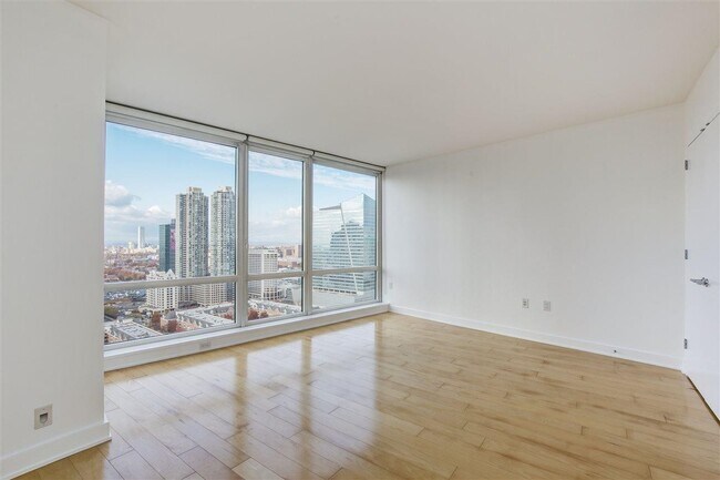 Foto del edificio - 2 2nd St