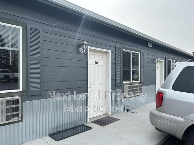 Foto del edificio - 1730 Montana Hwy 35