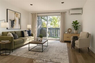 Building Photo - 48 Fallbrook