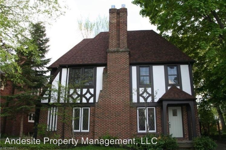 Primary Photo - 16010 Fernway Rd