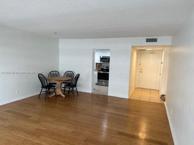Building Photo - 4010 Galt Ocean Dr