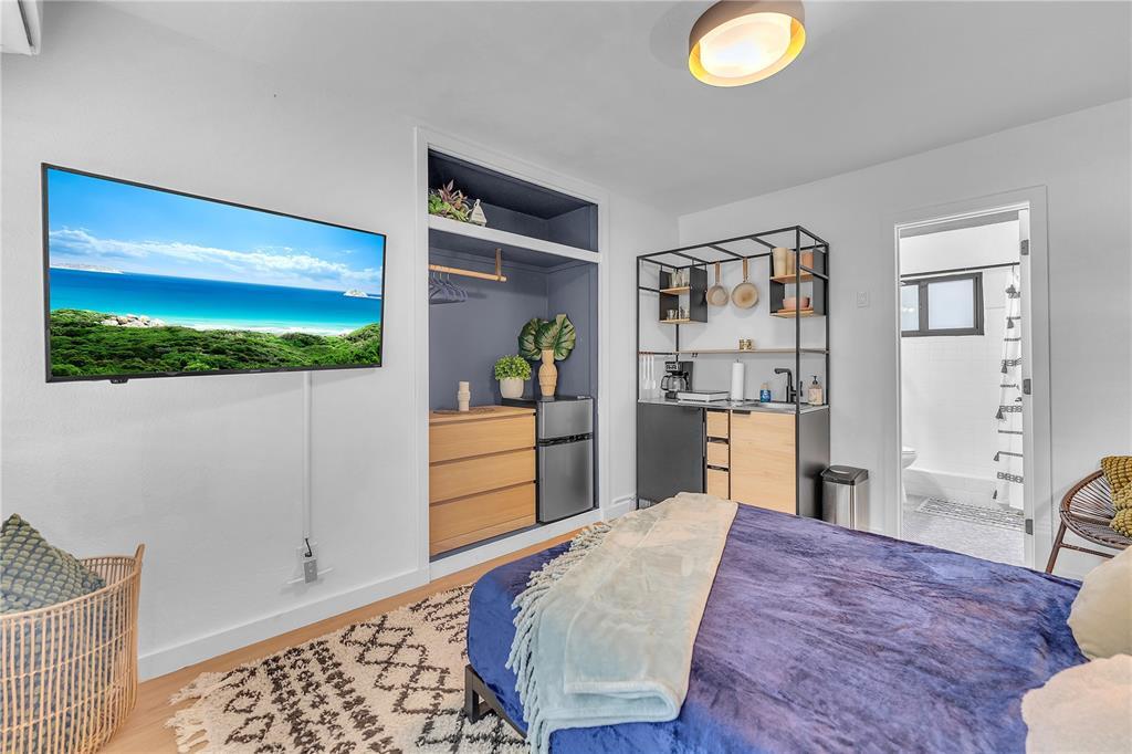 Foto principal - 754 NE 40th St