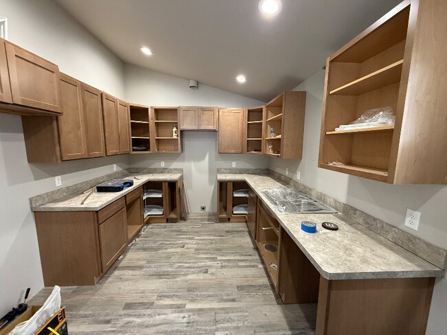 Foto del edificio - 1327 Lynn Ave