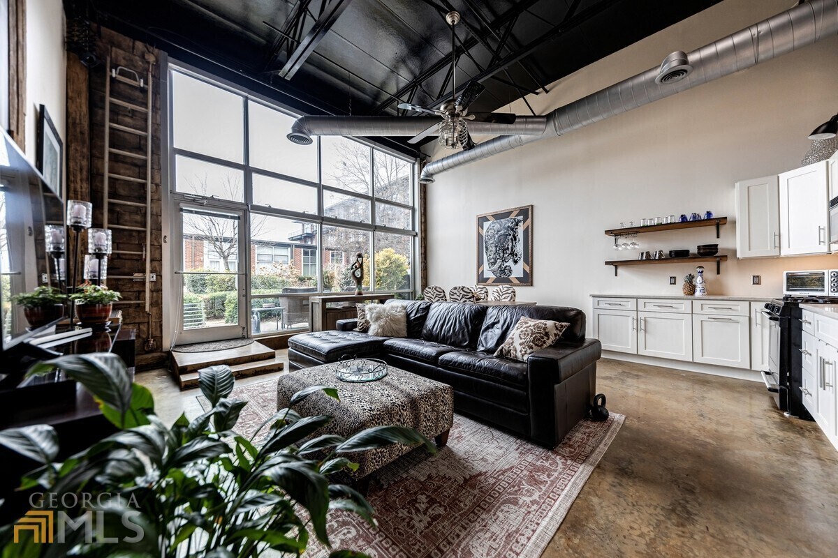 Foto principal - 5200 Peachtree Rd
