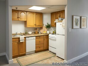 Building Photo - 475 Commonwealth Ave