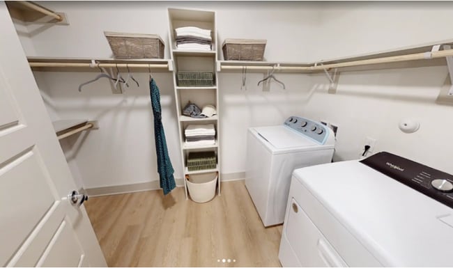 Building Photo - 2422 Firewheel Pkwy