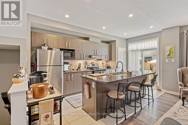 Photo du bâtiment - 126 Yellowcress Wy