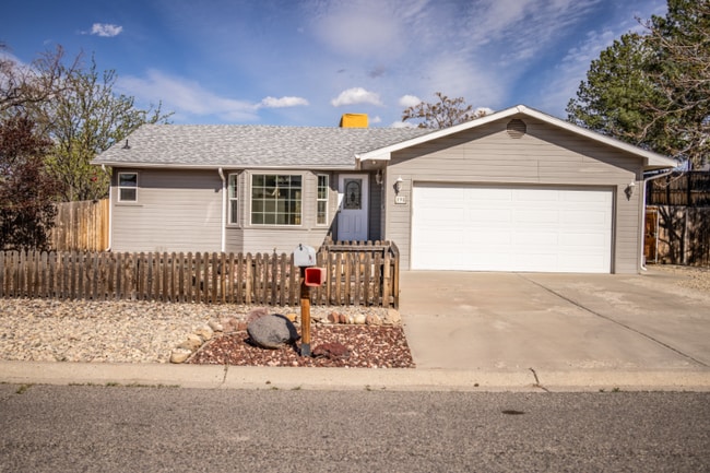 Photo - 198 Rincon Dr House