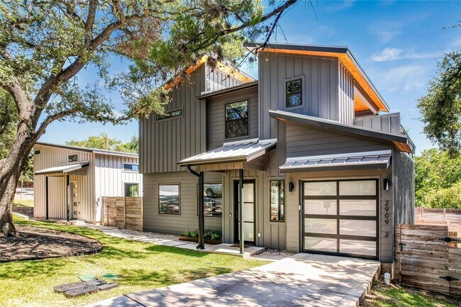 Foto del edificio - 2909 Oak Crest Ave