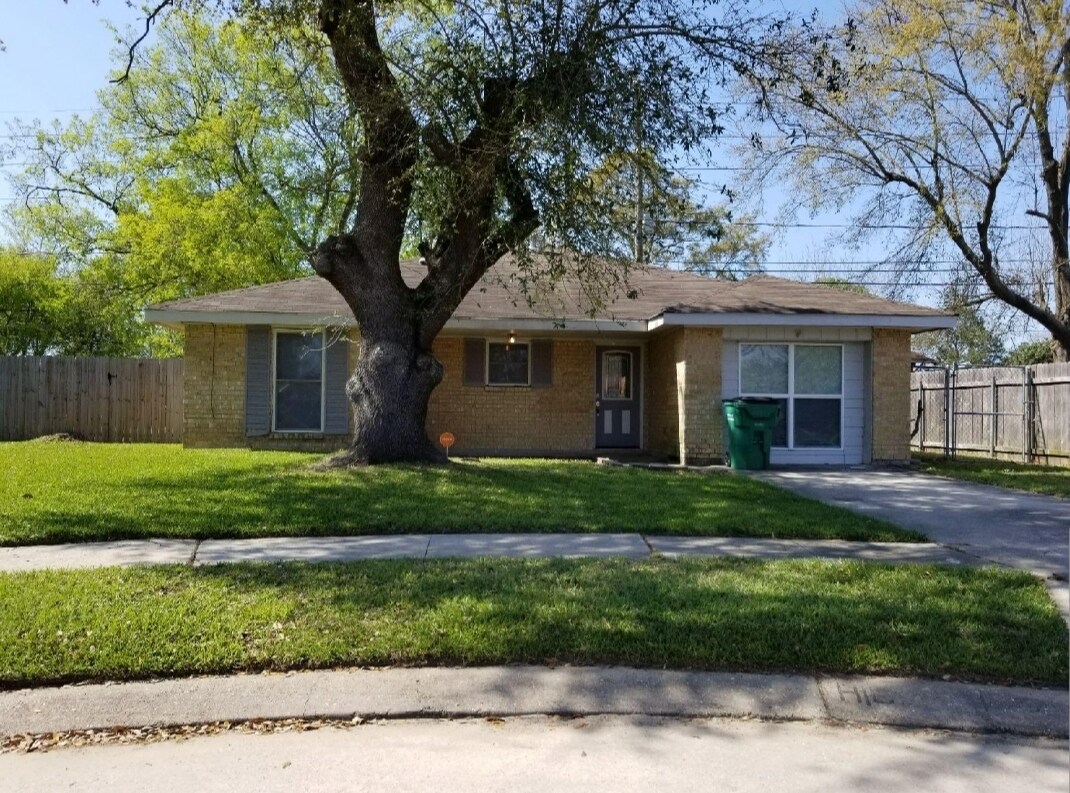 Foto principal - 1601 Yorktowne Dr