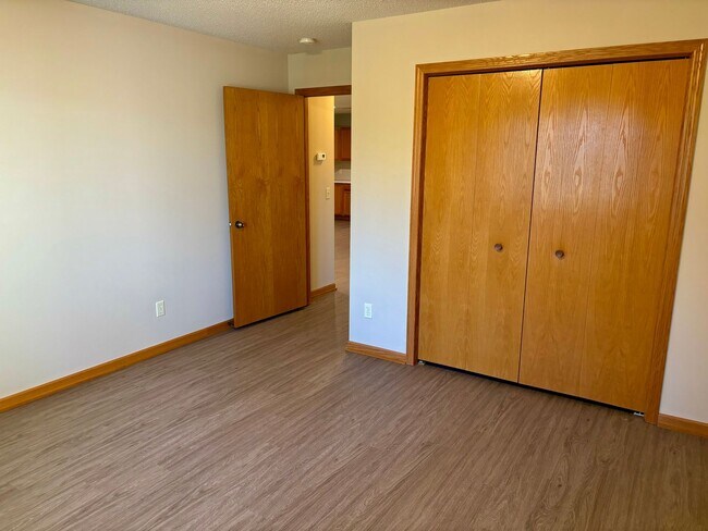 Foto del edificio - Updated One Level 2 Bedroom Townhome