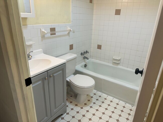 Foto del edificio - Ben Louis Apartments