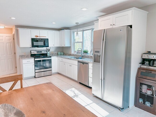 Building Photo - 69 North St