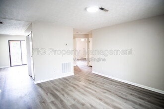 Building Photo - 4802 Cannon Ridge Dr