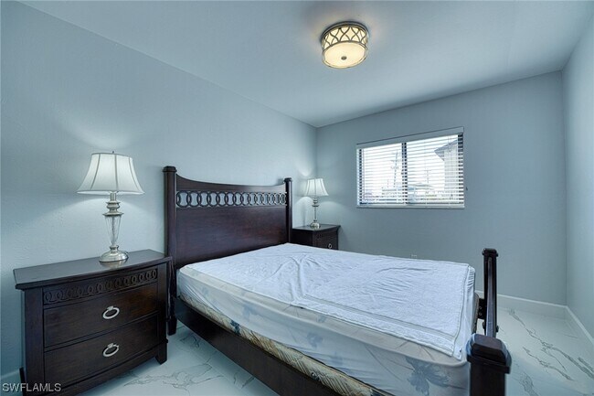 Foto del edificio - 713 SW 47th Terrace