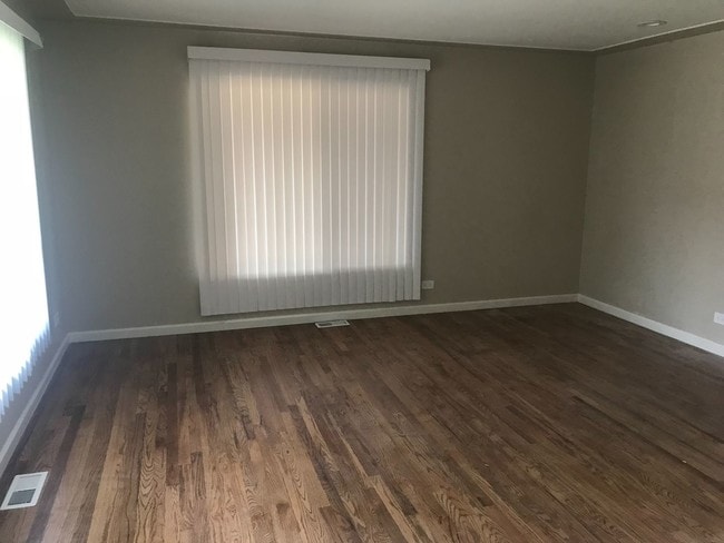 Building Photo - 4 br, 2 bath House - 11275 E 23rd Avenue