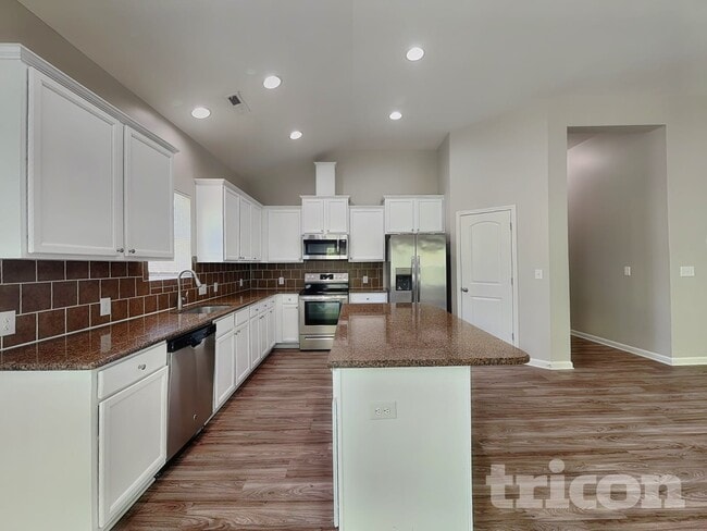 Building Photo - 3715 Gricklade Dr