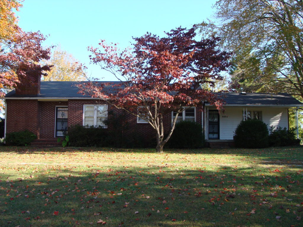Primary Photo - 1760 E Spring St