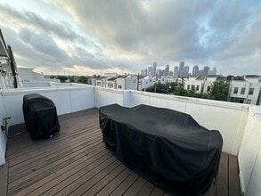 Building Photo - 1702 Alamo St Building Photo - 1702 Alamo St