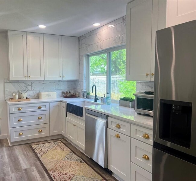 Building Photo - 4802 Carsonhill Dr