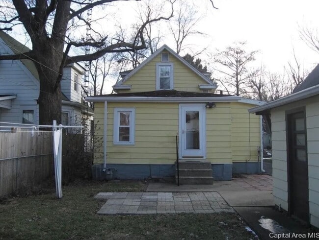 Building Photo - 2257 S 10th St