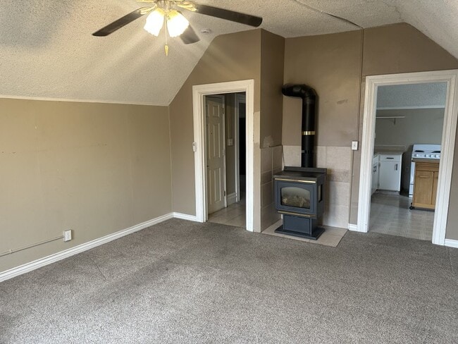 Building Photo - 1175 S 300 E