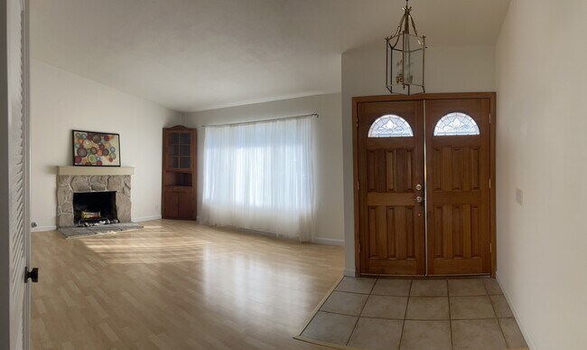 Foto del edificio - 616 Farben Dr