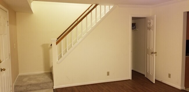 Building Photo - 10819 Hampton Mill Terrace