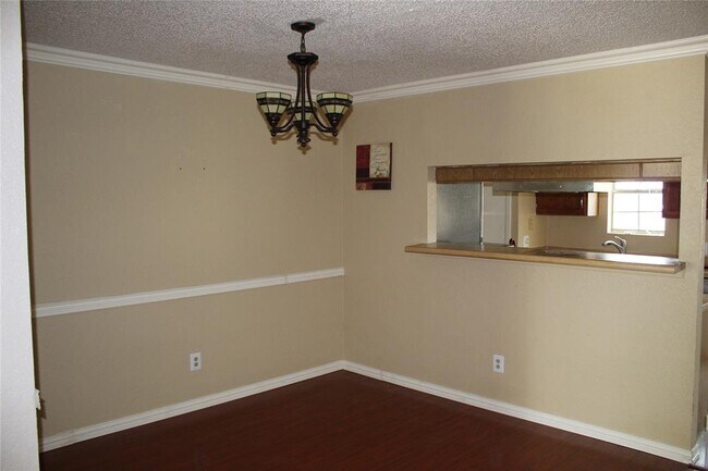 Foto del edificio - 2400 Jupiter Rd