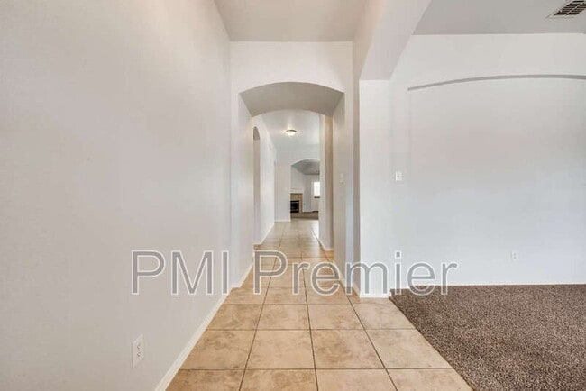 Building Photo - 4005 Ringdove Way