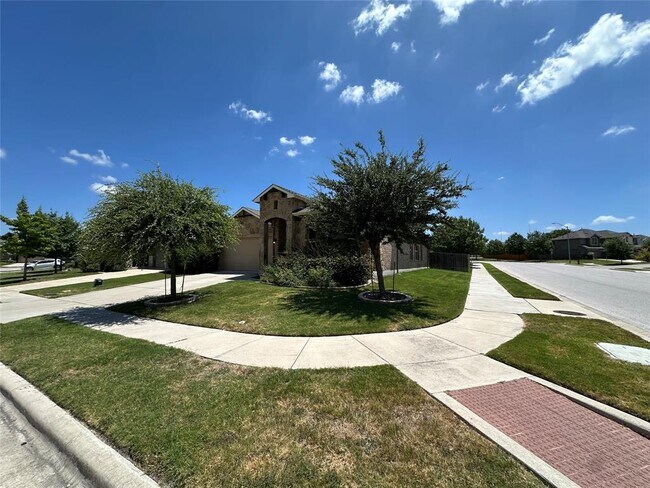 Building Photo - 1919 Mexia Dr
