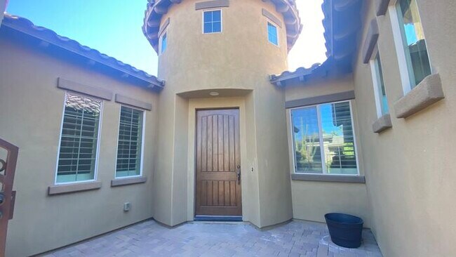 Foto del edificio - Single level 4BR 4BA Gem with a Pool and all the Extras