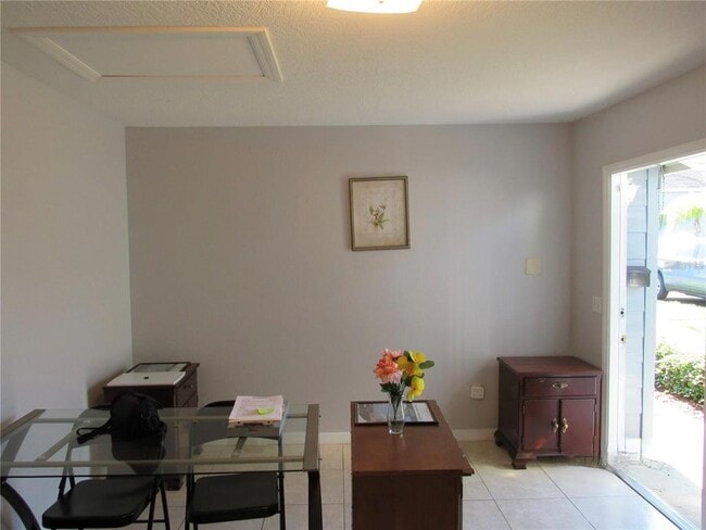 Building Photo - 934 Caribbean Dr