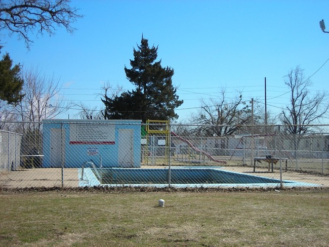  - Bella Vista Village