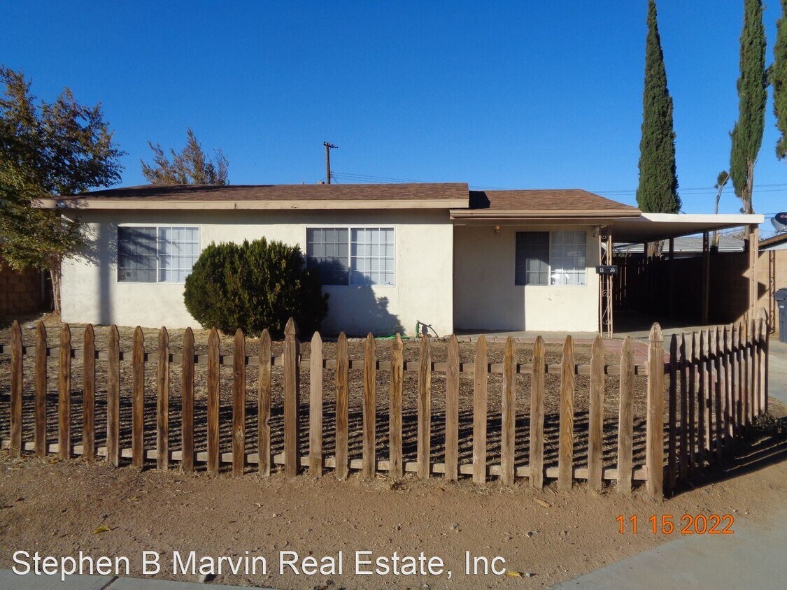 Primary Photo - 3 br, 1 bath House - 1135 East Ave R-4