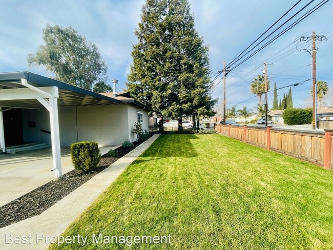 Building Photo - 3 br, 2 bath House - 789 Griffith Ln