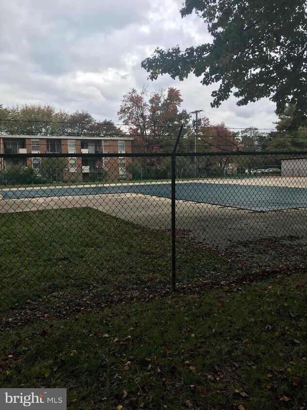 Foto principal - 3833 St Barnabas Rd