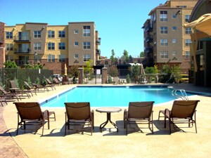 Building Photo - 9059 E Panorama Cir