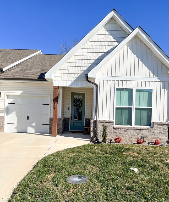 Foto principal - 137 Gray Wolf Wy