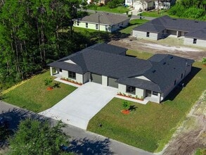 Building Photo - 1659 Javier St