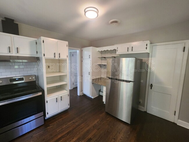 Foto del edificio - 580 Holly St NW