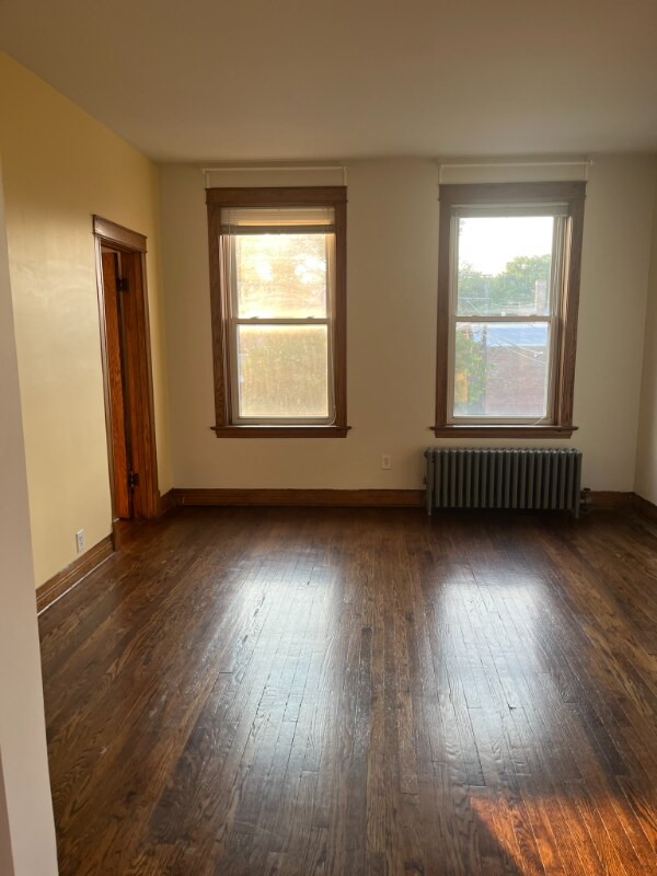 Building Photo - 2416 N Washtenaw Ave