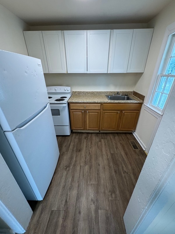 Foto del edificio - 3419 Meadowbridge Rd