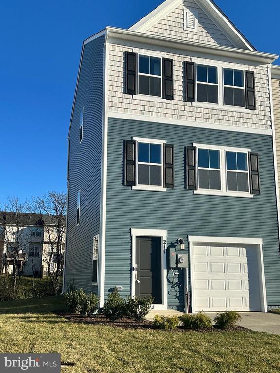 Building Photo - 211 Cooperage Rd