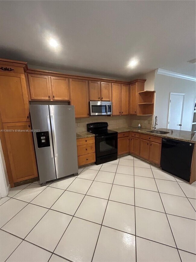 3787 San Simeon Cir, Weston, FL 33331 Townhome Rentals in Weston FL