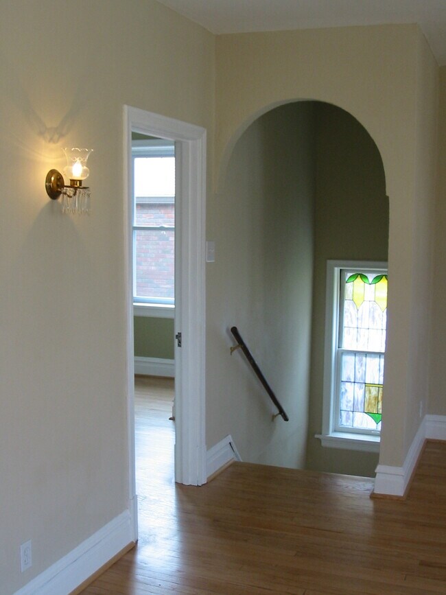 Foto del edificio - 7304 Lindell Blvd