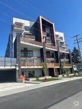 Building Photo - 2629 Millstream Rd